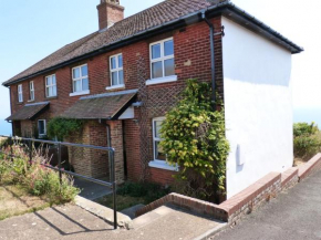 7 Coastguard Cottages